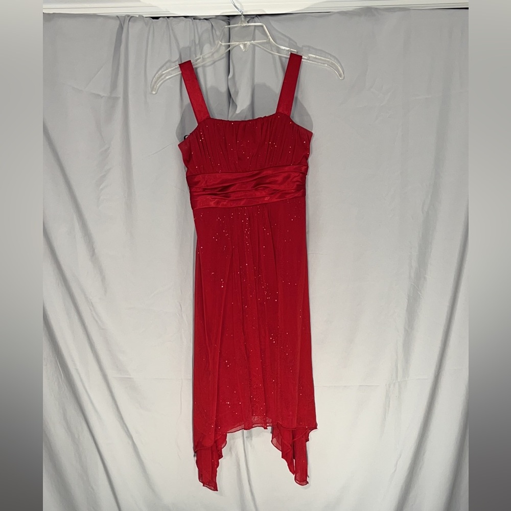 Red homecoming dress size medium good condition no tears rips or stains.